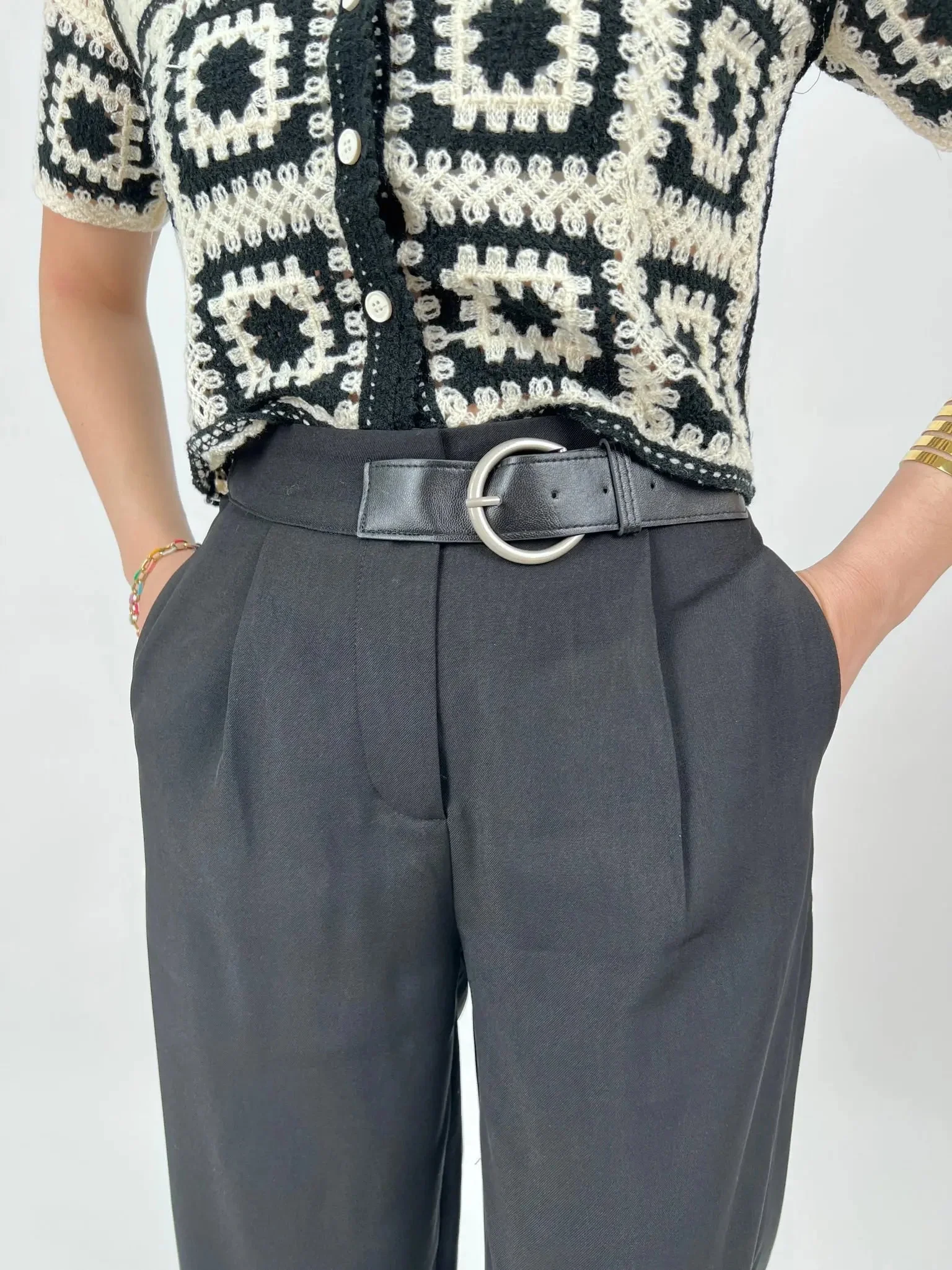 Pantalón pinzas fluido - Image 2