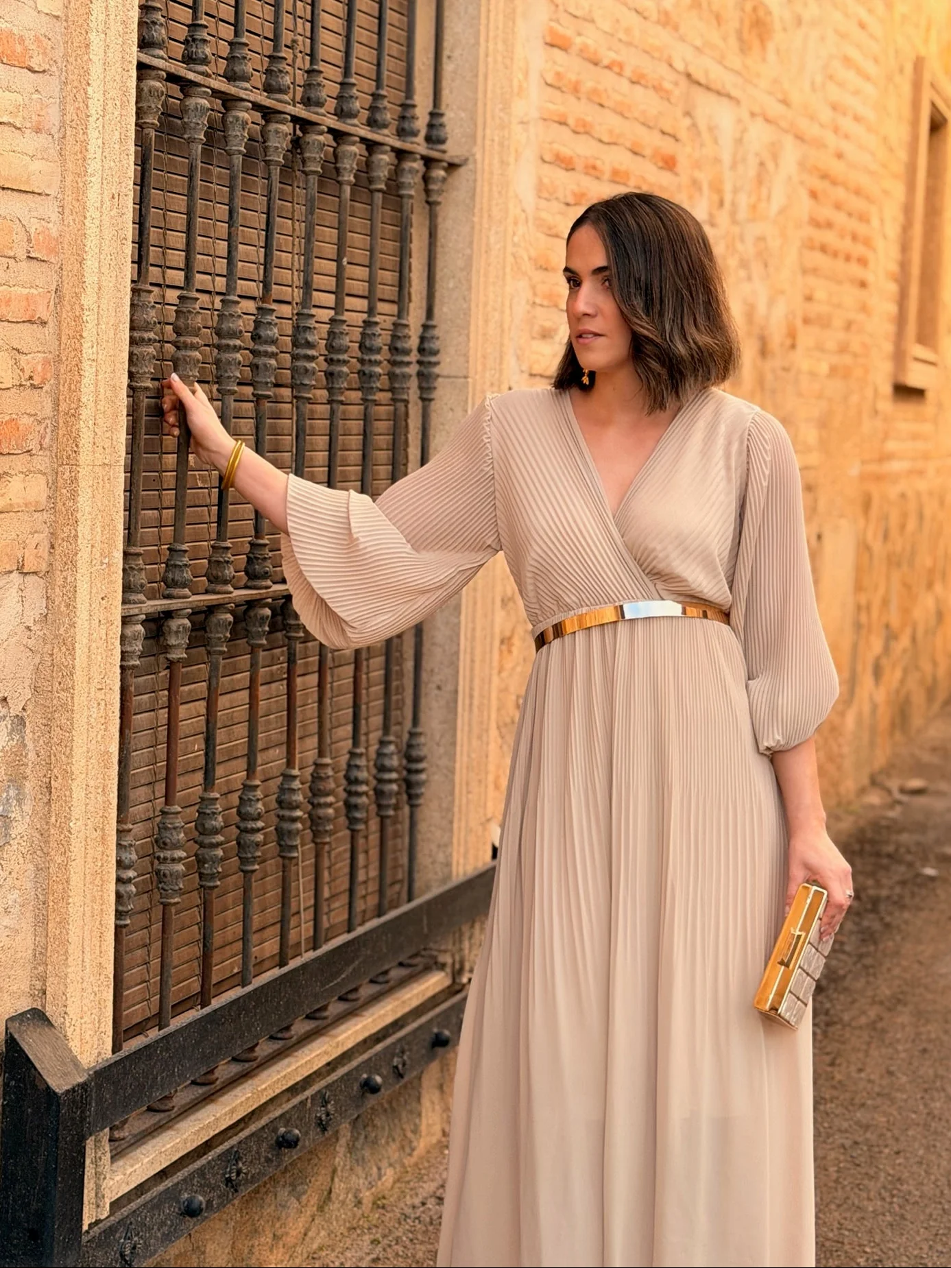 Vestido plisado beige | Catalina - Image 2