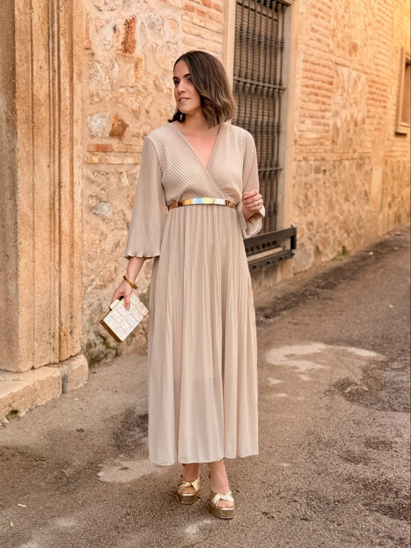 Vestido plisado beige | Catalina - Image 3