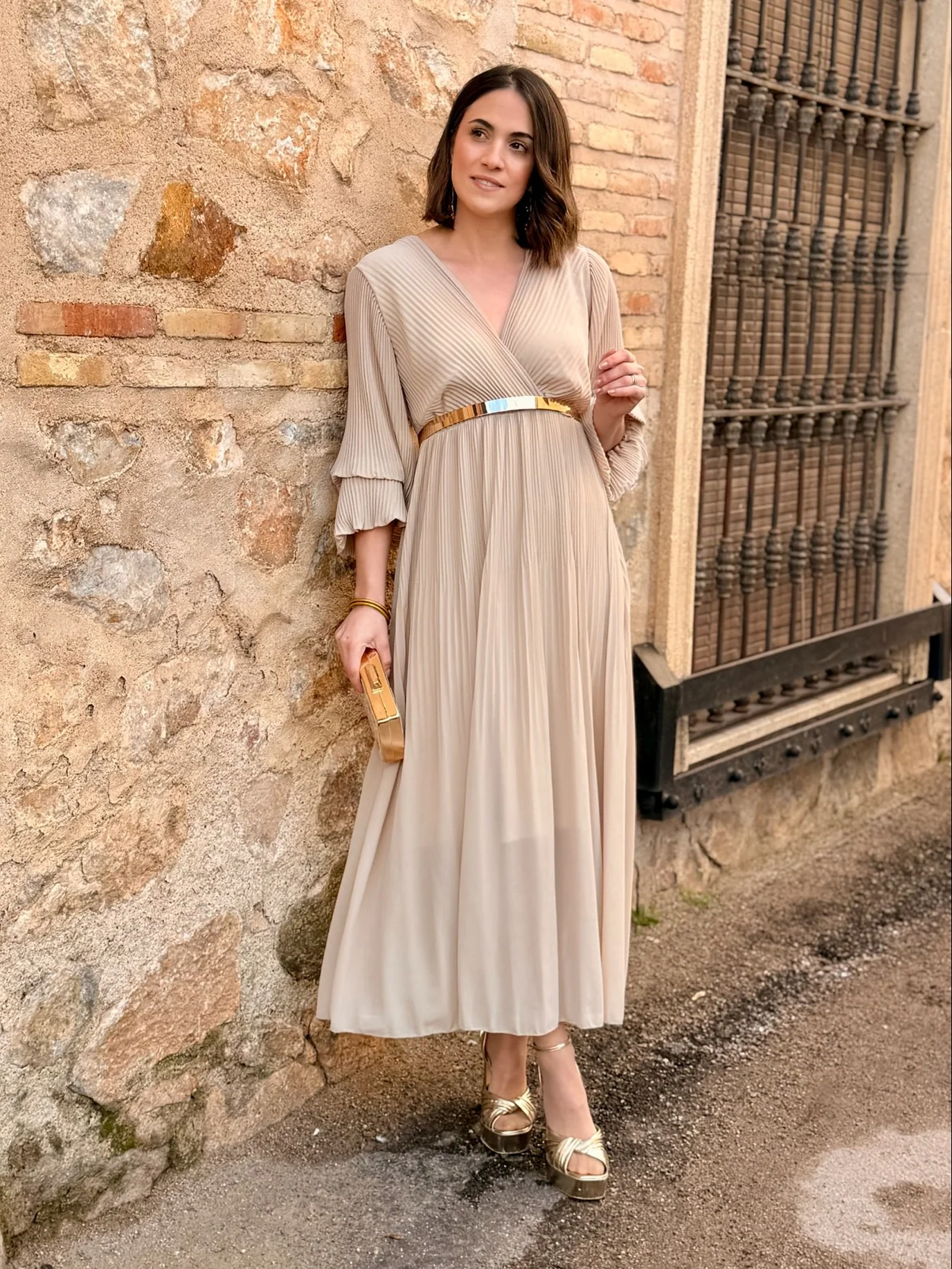 Vestido plisado beige | Catalina - Image 4