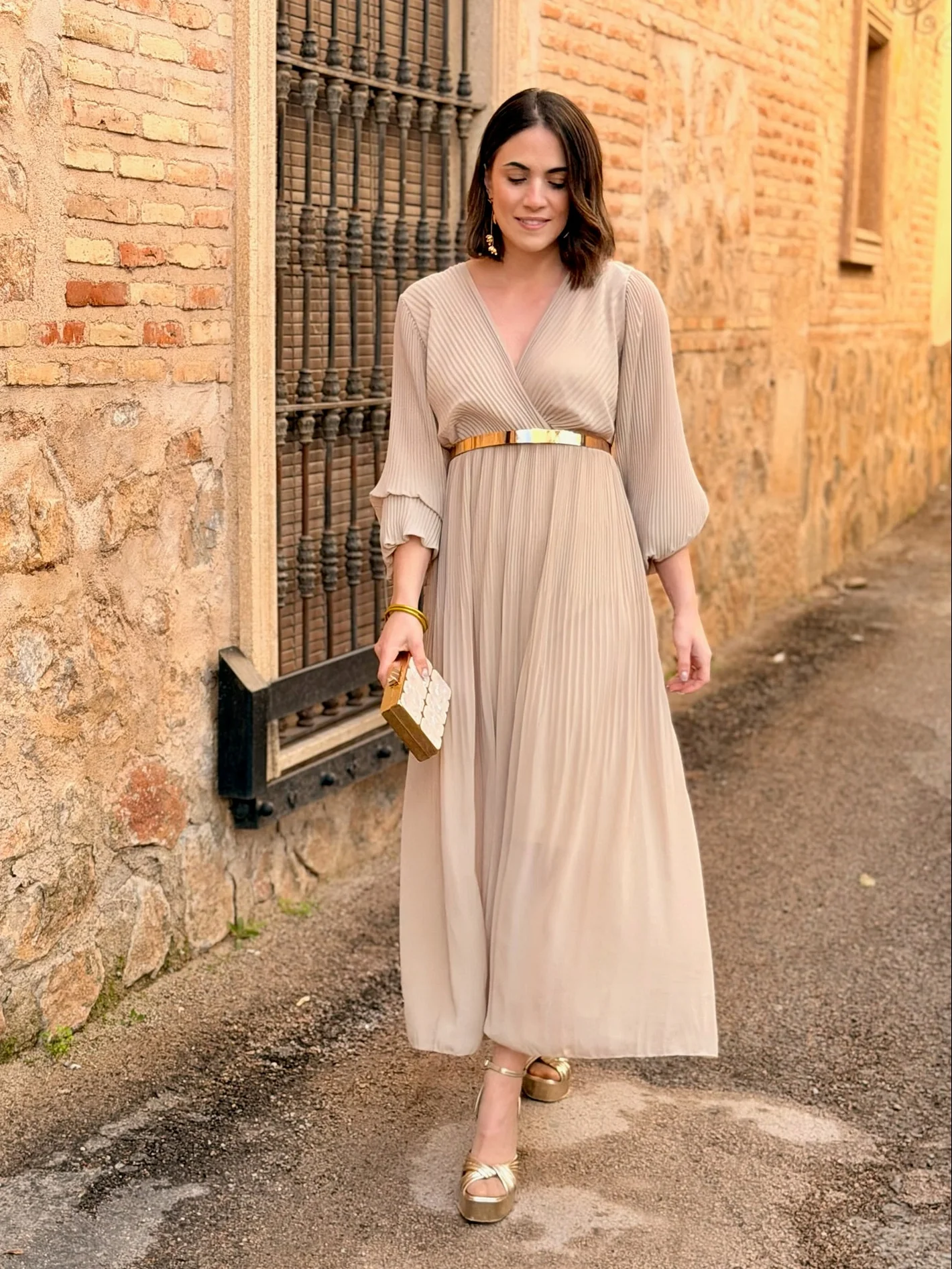 Vestido plisado beige | Catalina - Image 7